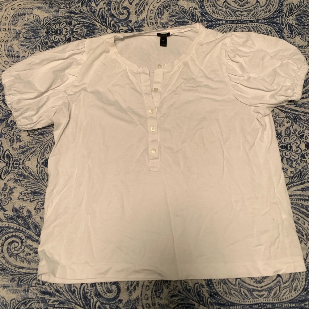 White puff sleeve t shirt